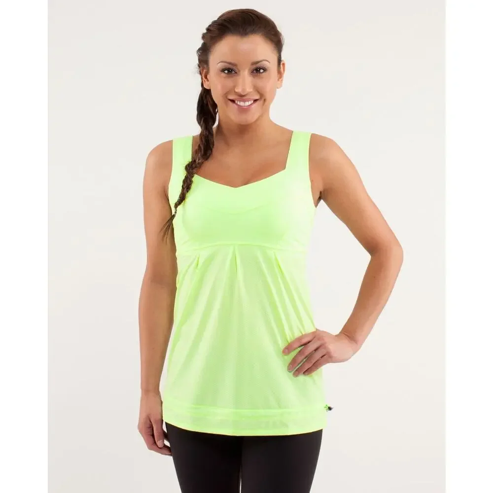 Lululemon Run: Tame Me Tank Faded Zap Size 10